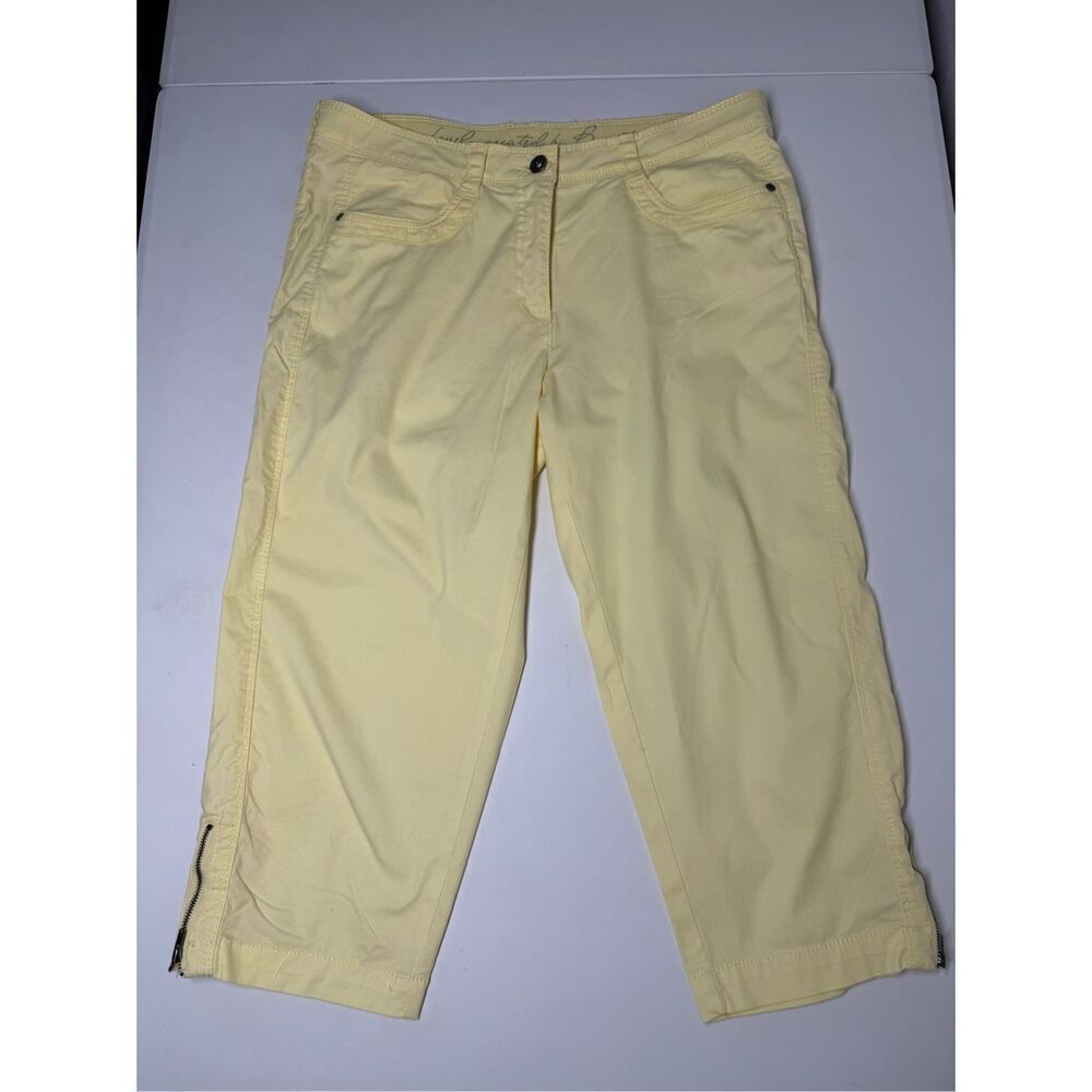 Bonita Women’s Cotton Blend Yellow Capri Pants Size 42 EU/ L US See Description